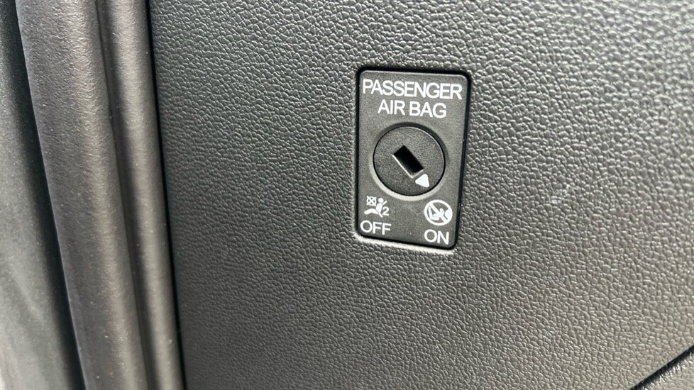 Used Volkswagen T-Roc 2023 for sale - 76872196: Photo 44