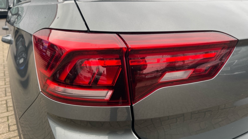 Used Volkswagen T-Roc 2023 for sale - 76872196: Photo 57