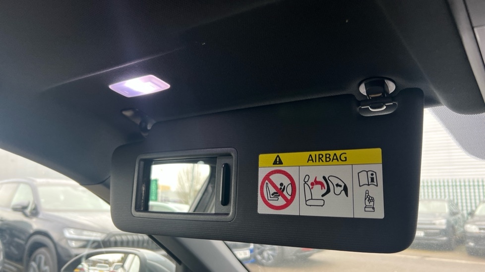 Used Volkswagen T-Roc 2023 for sale - 76872196: Photo 65