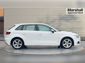 Used Audi A3 2018 for sale - 76117004: Photo 2