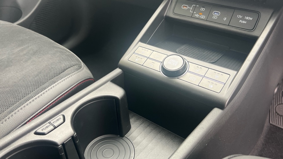 Used Hyundai KONA 2025 for sale - 76870282: Photo 29