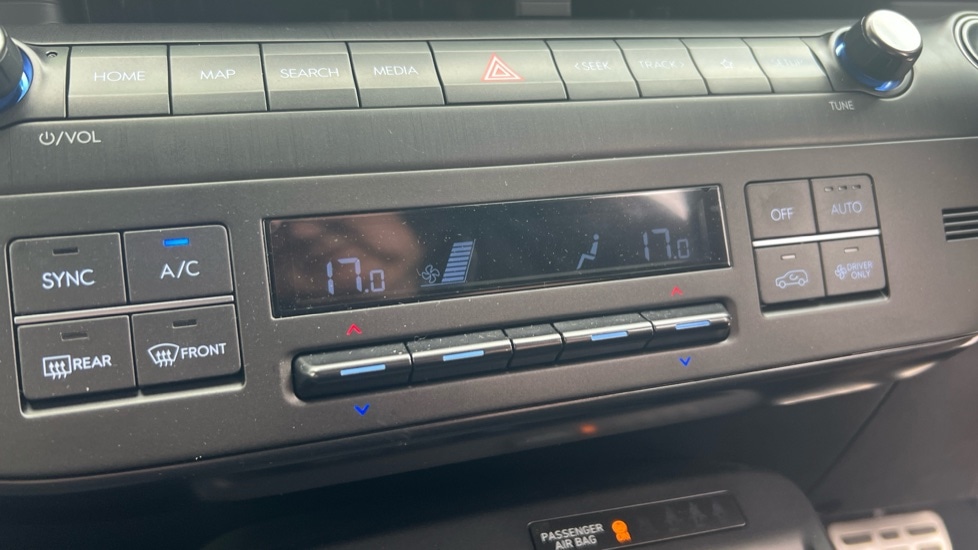 Used Hyundai KONA 2025 for sale - 76870282: Photo 31