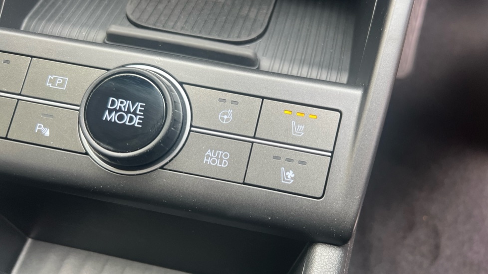 Used Hyundai KONA 2025 for sale - 76870282: Photo 32