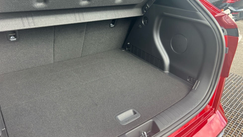 Used Hyundai KONA 2025 for sale - 76870282: Photo 35