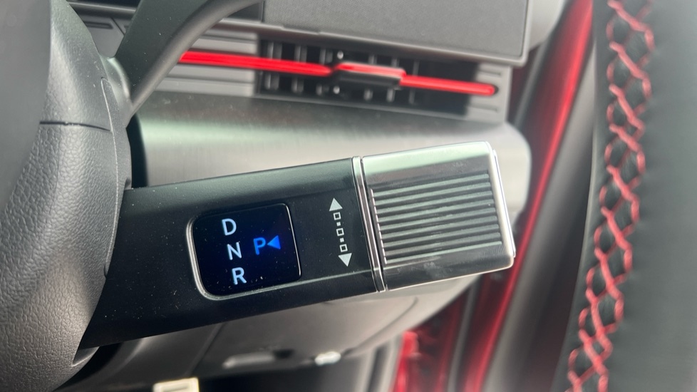 Used Hyundai KONA 2025 for sale - 76870282: Photo 61