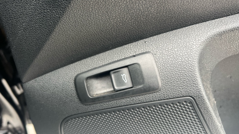 Used Skoda Karoq 2022 for sale - 76872389: Photo 41