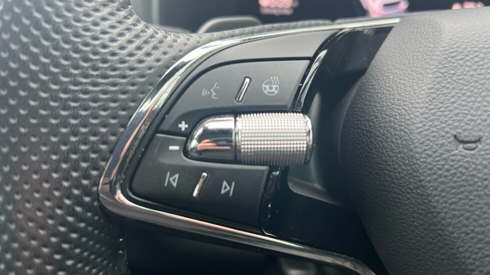 Used Skoda Karoq 2022 for sale - 76872389: Photo 63