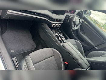 Used Skoda Superb 2025 for sale - 76350996: Photo