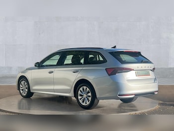 Used Skoda Octavia 2024 for sale - 75922070: Photo