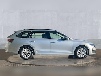 Used Skoda Octavia 2024 for sale - 75922070: Photo