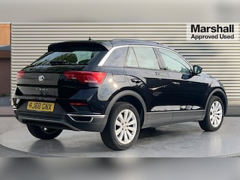 Used Volkswagen T-Roc 2018 for sale - 75751327: Photo