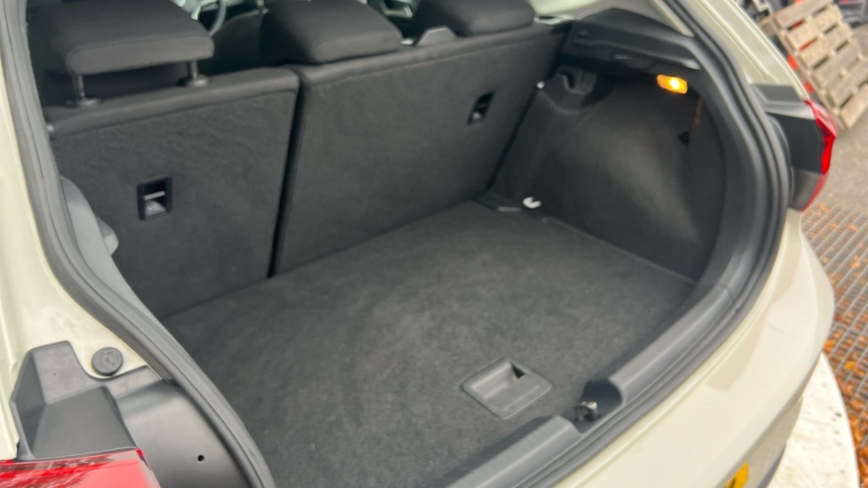 Used Volkswagen Polo 2022 for sale - 76966595: Photo 35