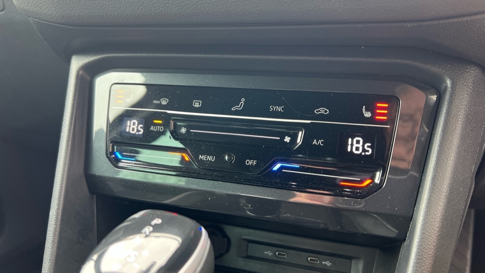 Used Volkswagen Tiguan 2021 for sale - 77031264: Photo 32