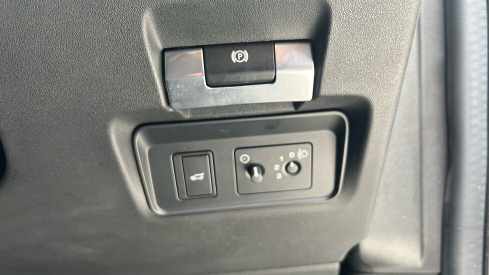Vehicle 44