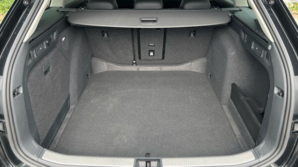 Used Skoda Superb 2024 for sale - 75625374: Photo 16