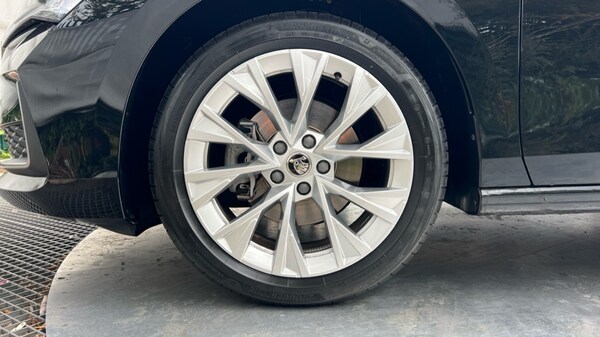 Used Skoda Superb 2024 for sale - 75625374: Photo 18