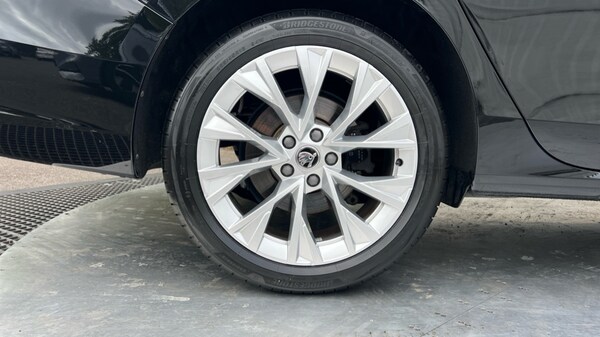 Used Skoda Superb 2024 for sale - 75625374: Photo 5