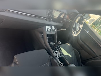 Used Skoda Karoq 2024 for sale - 75467697: Photo