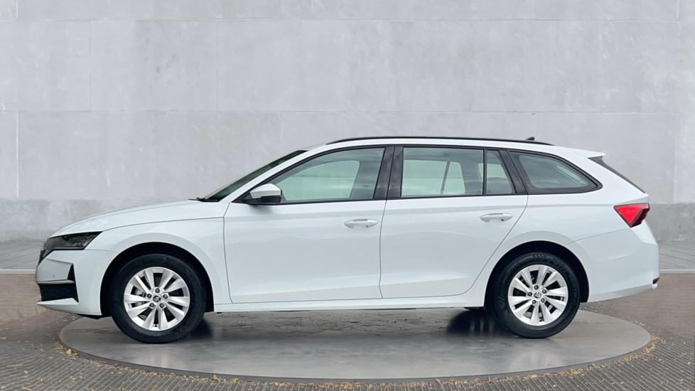 Used Skoda Octavia 2024 for sale - 76869549: Photo 9