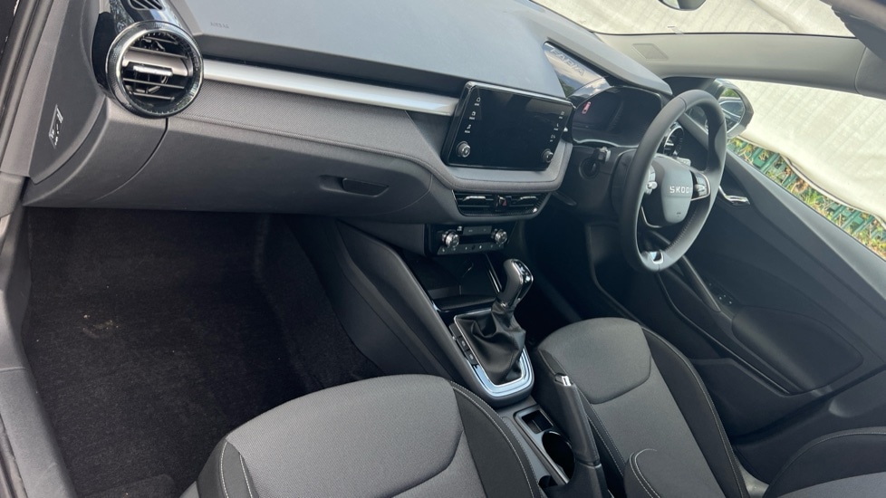 Used Skoda Fabia 2025 for sale - 76868364: Photo 2