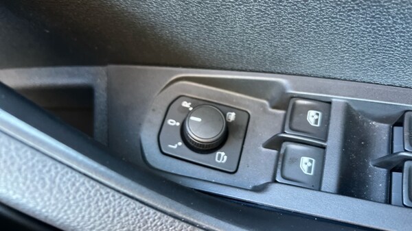 Used Skoda Karoq 2024 for sale - 76014963: Photo 76