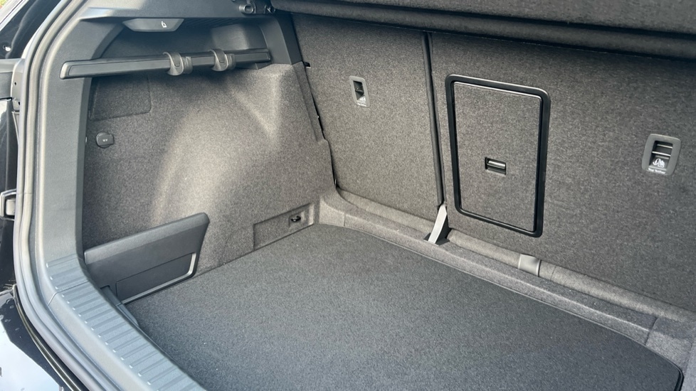 Used Skoda Karoq 2025 for sale - 76871592: Photo 30