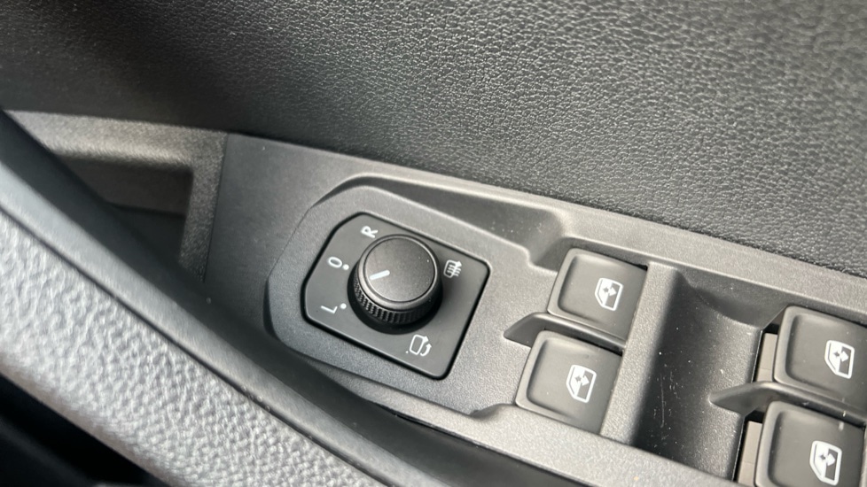 Used Skoda Karoq 2025 for sale - 76871592: Photo 79