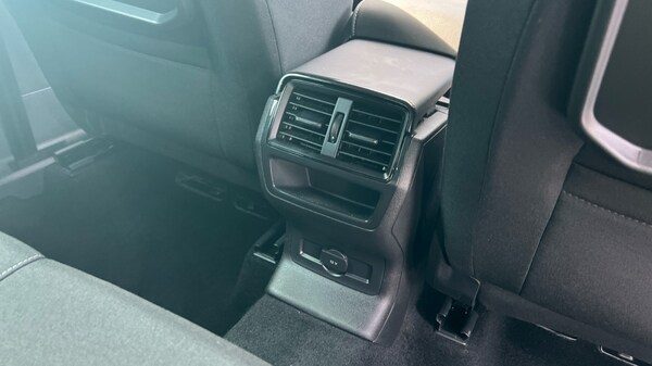 Used Skoda Karoq 2025 for sale - 76168567: Photo 31