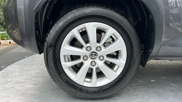 Used Toyota Yaris Cross 2024 for sale - 75641219: Photo 19