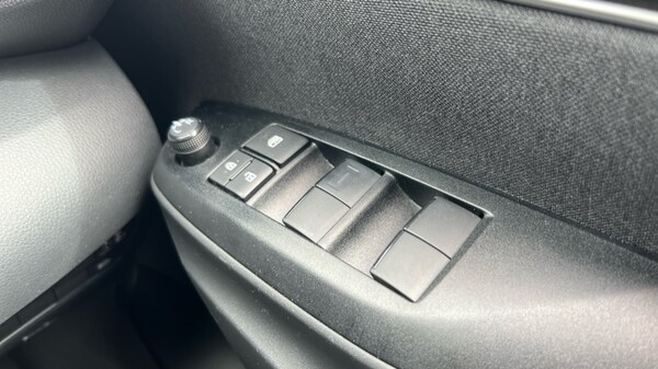 Used Toyota Yaris Cross 2024 for sale - 75641219: Photo 34