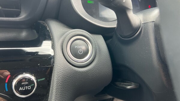 Used Toyota Yaris Cross 2024 for sale - 75641219: Photo 36
