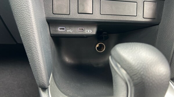 Used Toyota Yaris Cross 2024 for sale - 75641219: Photo 38