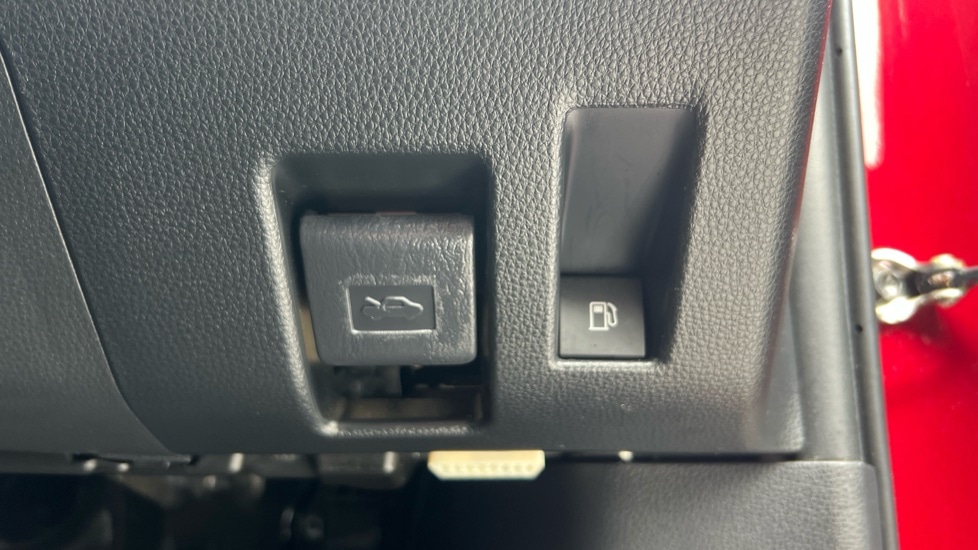 Used Toyota RAV4 2020 for sale - 76869913: Photo 51