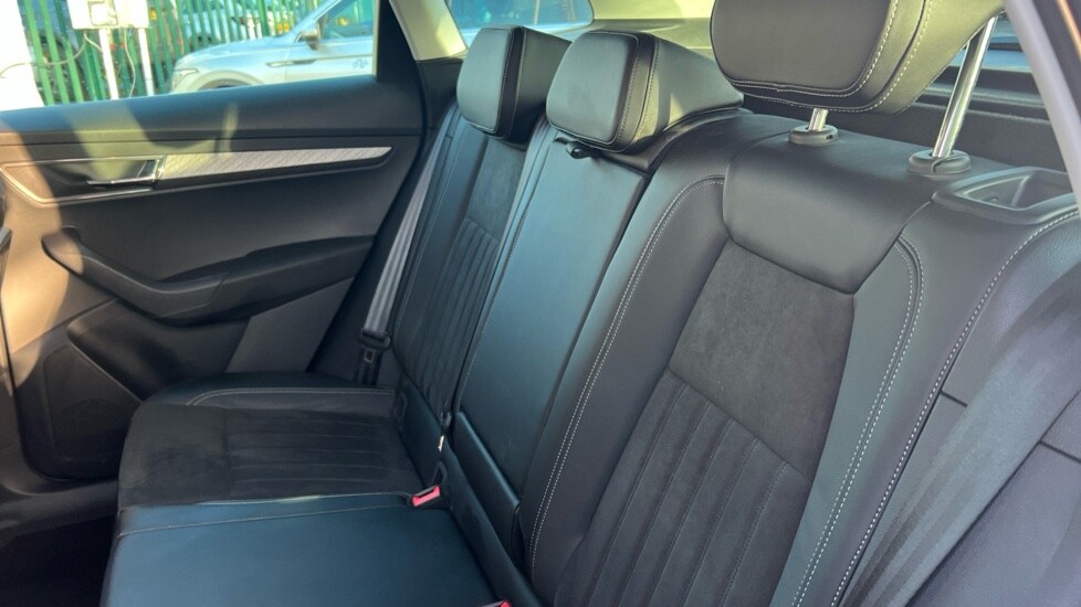 Used Skoda Karoq 2024 for sale - 76874139: Photo 15