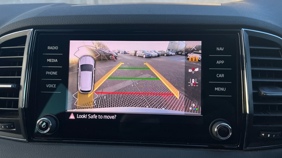 Used Skoda Karoq 2024 for sale - 76874139: Photo 22