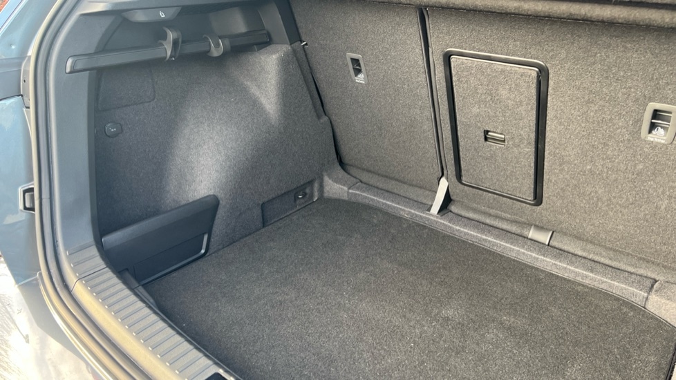 Used Skoda Karoq 2024 for sale - 76874139: Photo 30