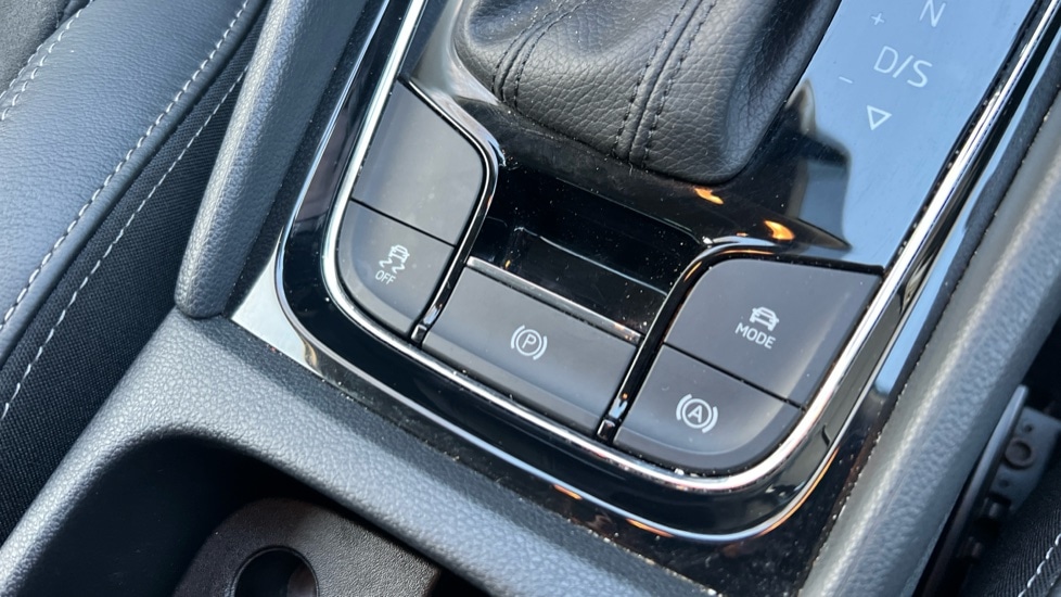 Used Skoda Karoq 2024 for sale - 76874139: Photo 47