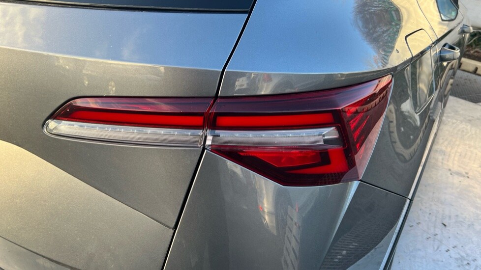 Used Skoda Karoq 2024 for sale - 76874139: Photo 60