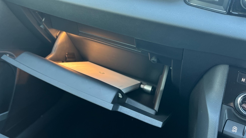 Used Skoda Karoq 2024 for sale - 76874139: Photo 69