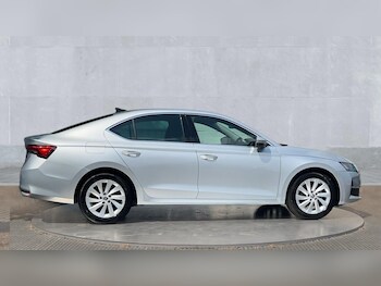 Used Skoda Octavia 2024 for sale - 75467280: Photo