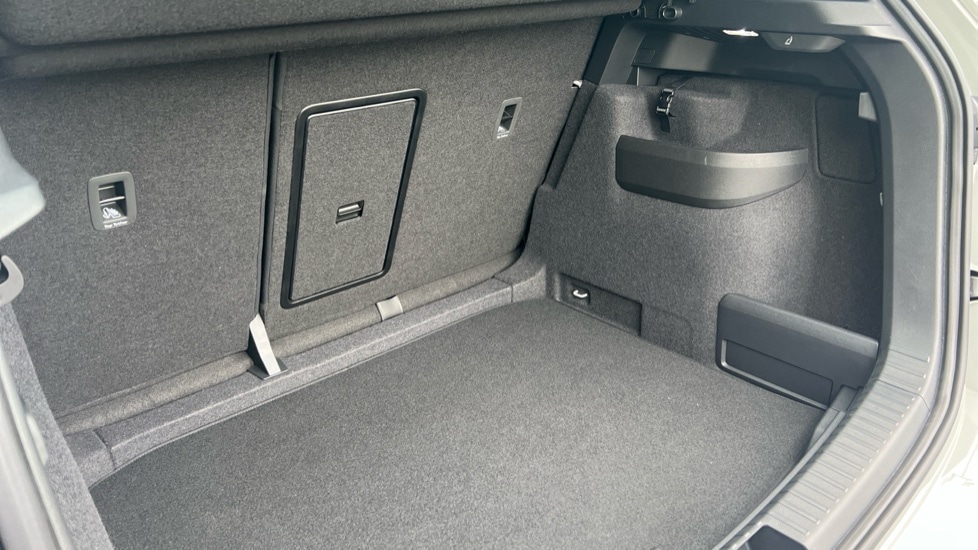 Used Skoda Karoq 2025 for sale - 76871602: Photo 31