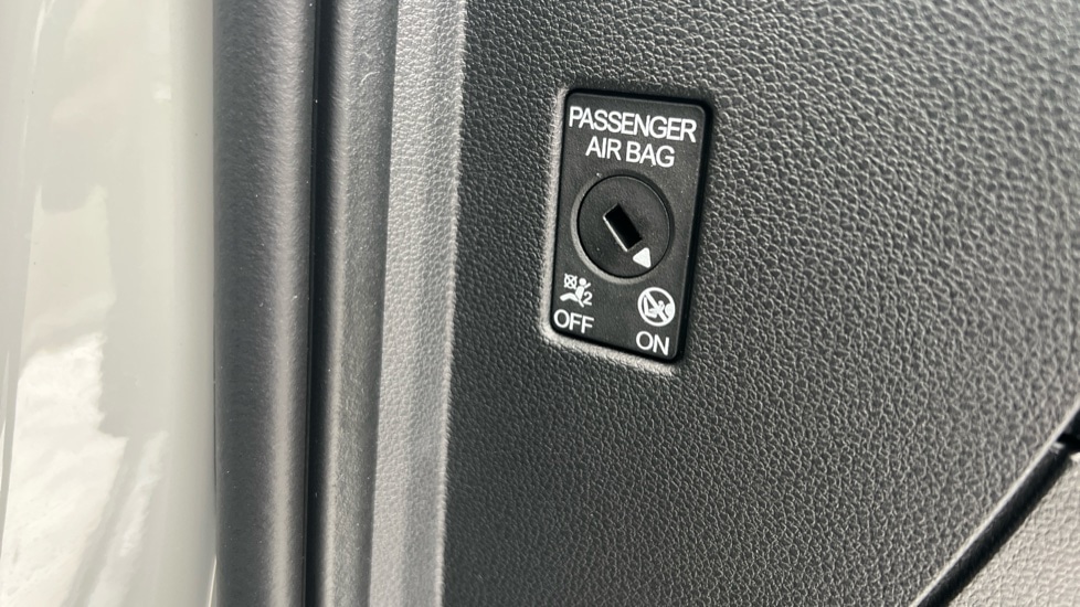 Used Skoda Karoq 2025 for sale - 76871602: Photo 38