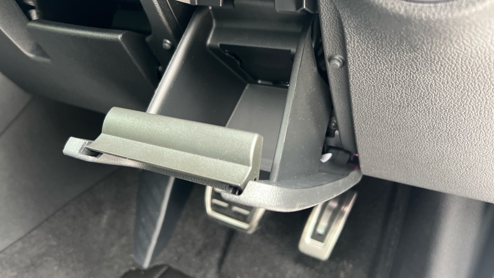 Used Skoda Karoq 2025 for sale - 76871602: Photo 44