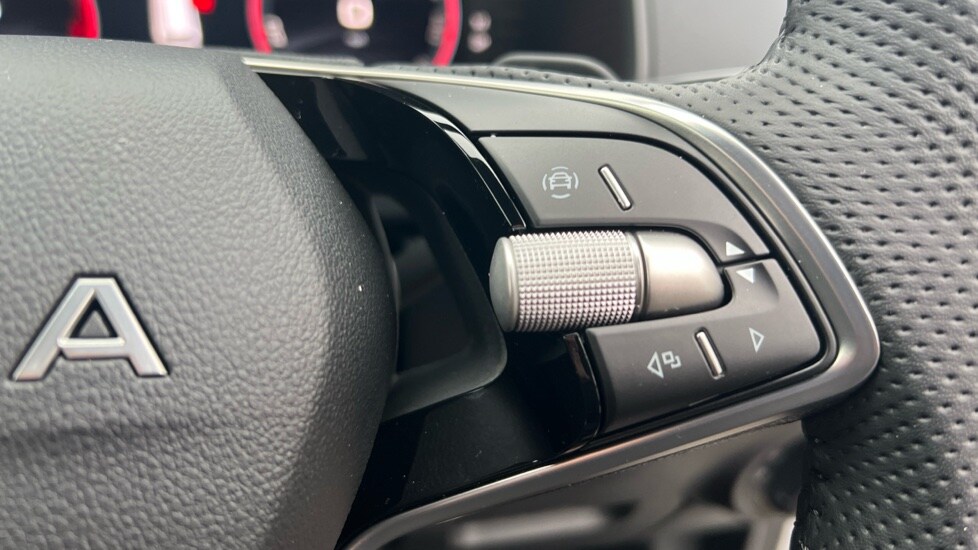 Used Skoda Karoq 2025 for sale - 76871602: Photo 66