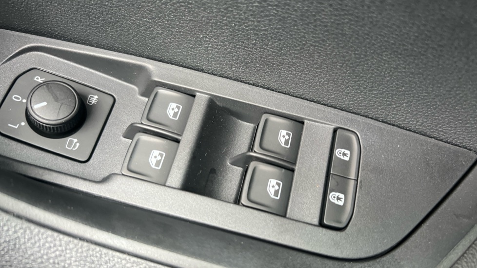 Used Skoda Karoq 2025 for sale - 76871602: Photo 83