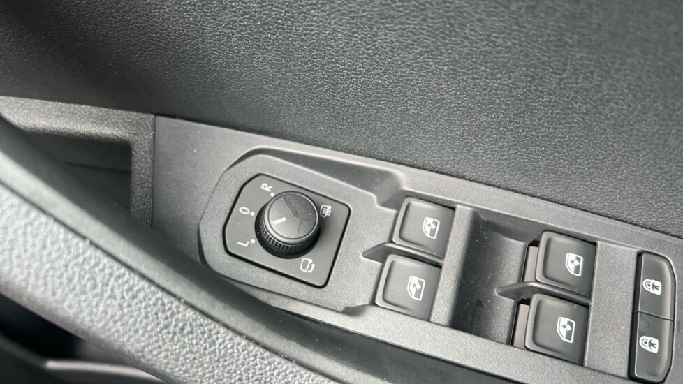 Used Skoda Karoq 2025 for sale - 76871602: Photo 84