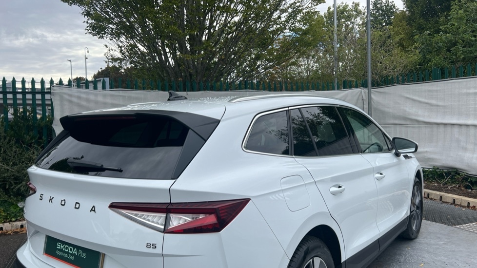 Vehicle 33