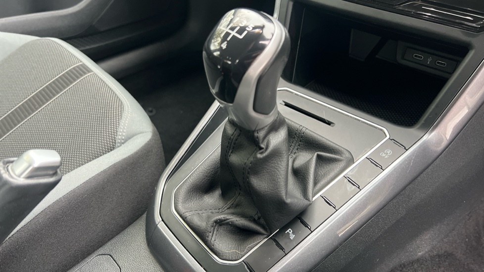 Used Volkswagen Polo 2022 for sale - 76869991: Photo 49