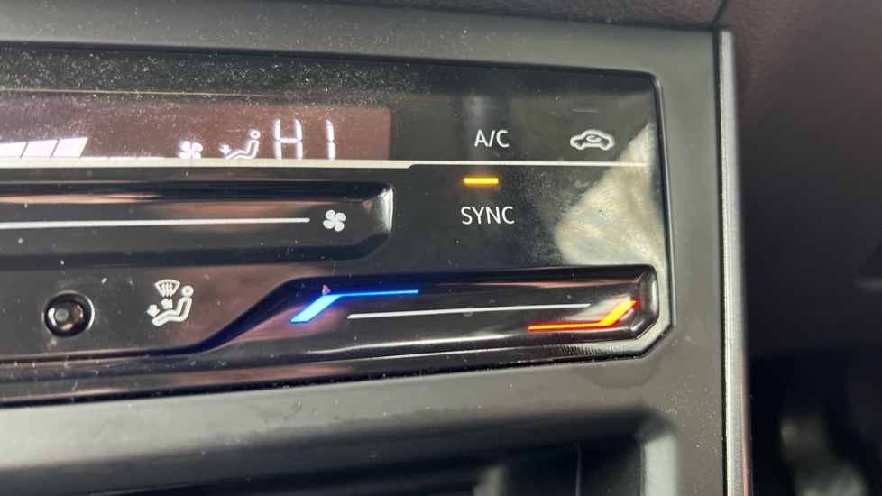 Used Volkswagen Polo 2022 for sale - 76869991: Photo 70