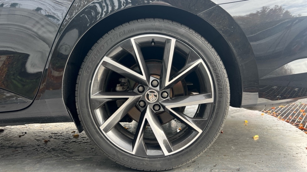 Used Skoda Superb 2019 for sale - 76086510: Photo 19